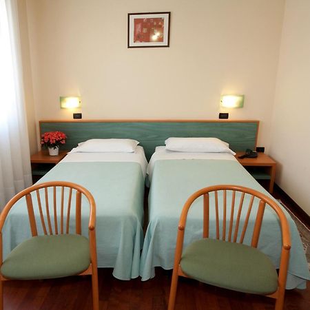 Hotel Valbrenta Limena Kültér fotó