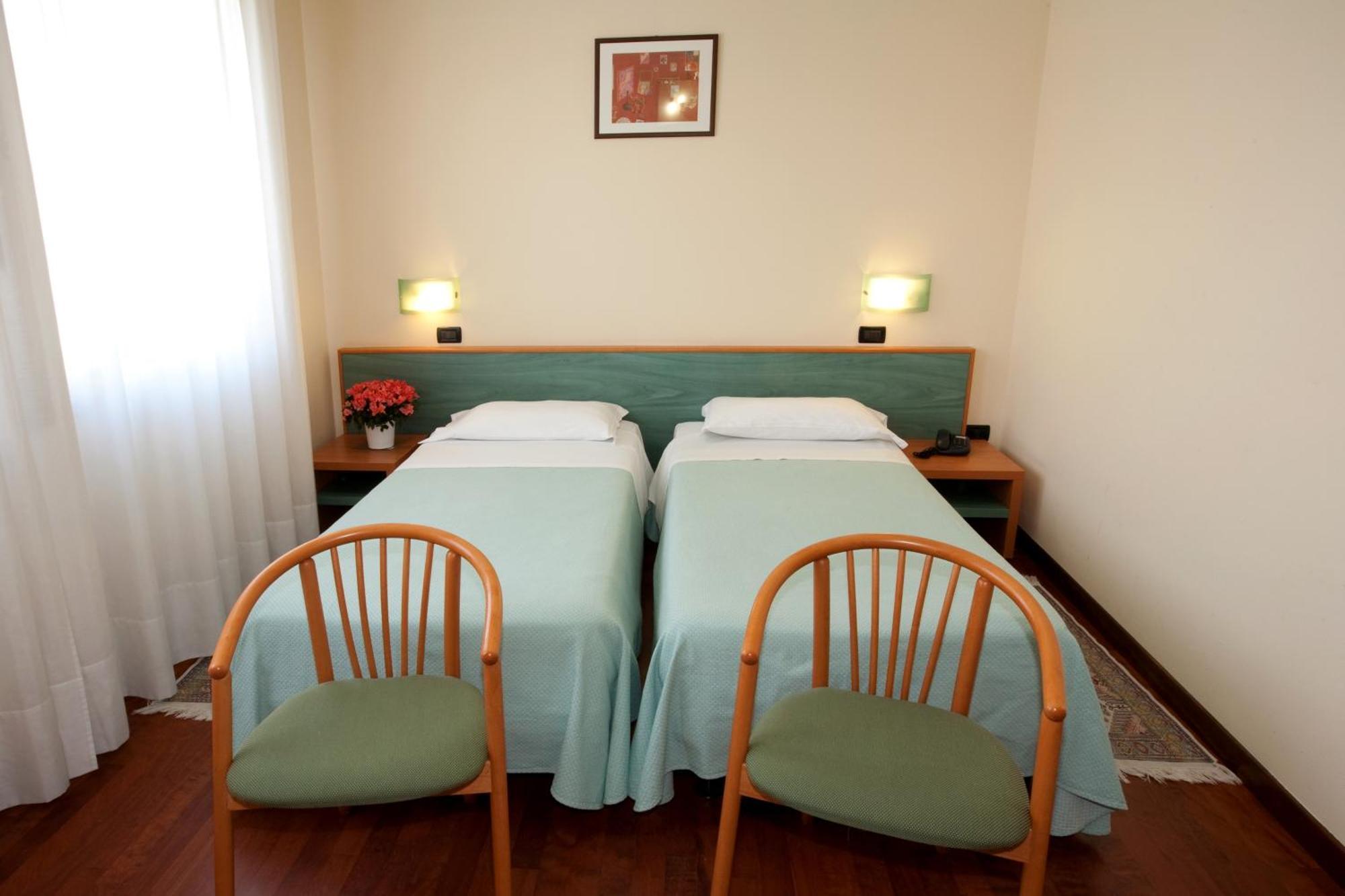 Hotel Valbrenta Limena Kültér fotó